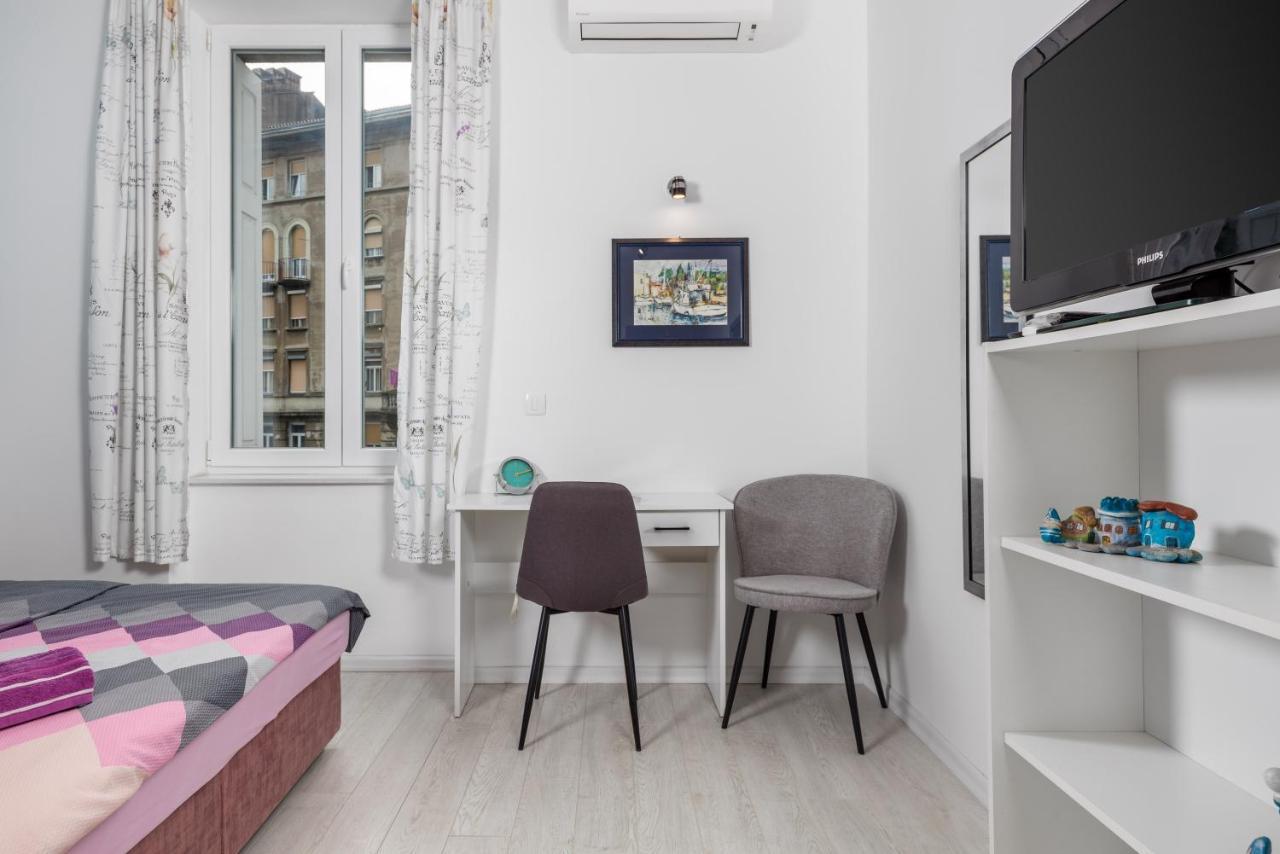 Studio Apartments Fran'S Rijeka Luaran gambar