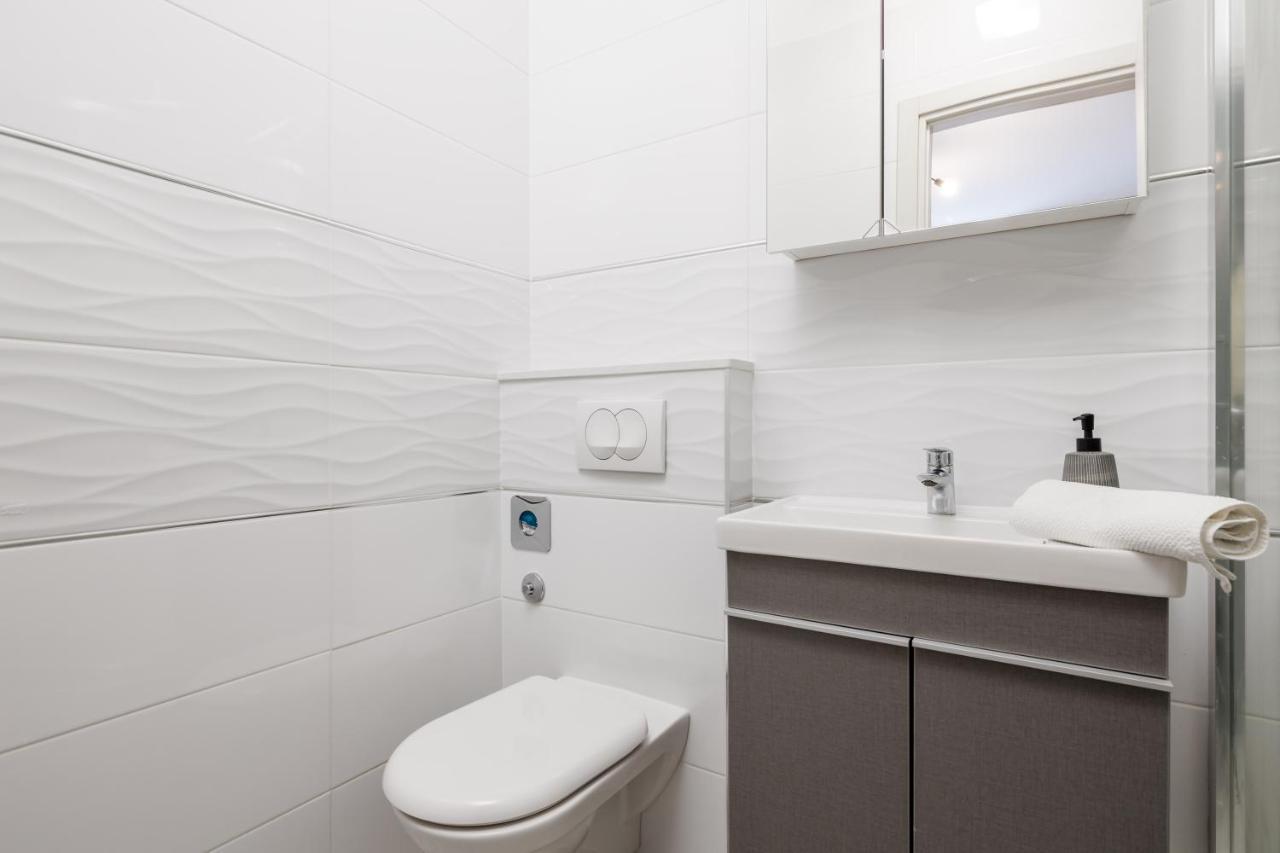 Studio Apartments Fran'S Rijeka Luaran gambar